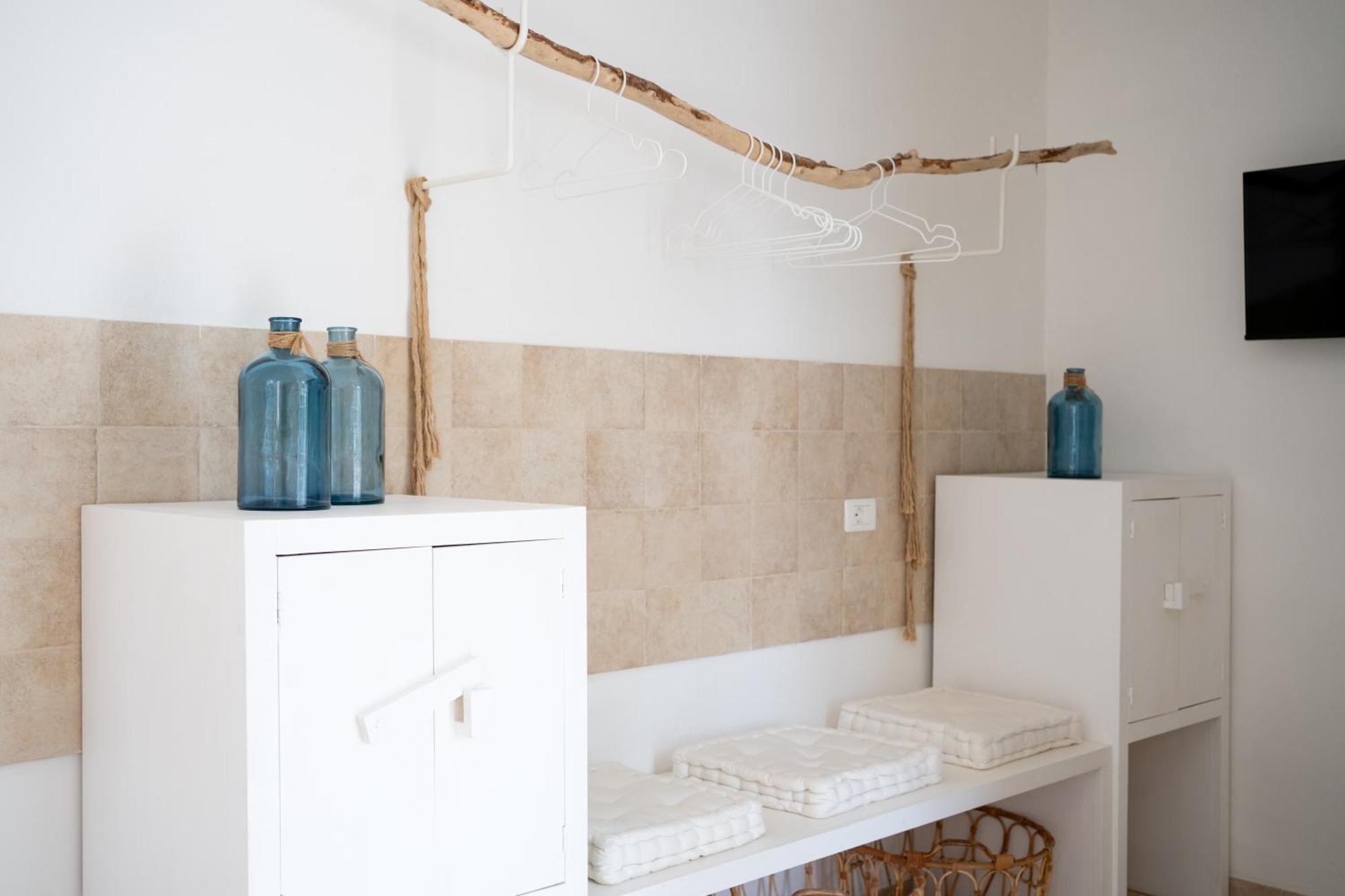 Oltre Gli Ulivi Bed & Breakfast Ostuni Bagian luar foto