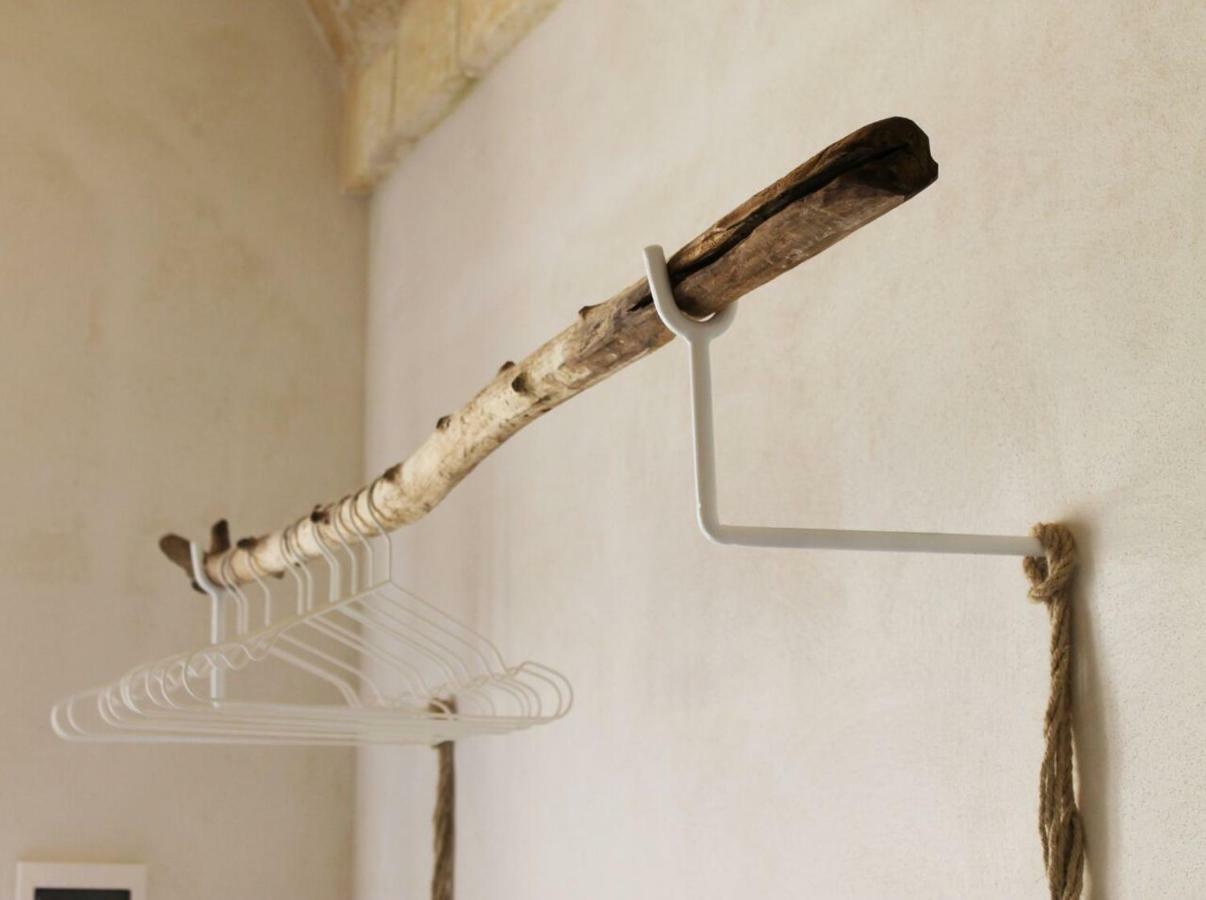 Oltre Gli Ulivi Bed & Breakfast Ostuni Bagian luar foto